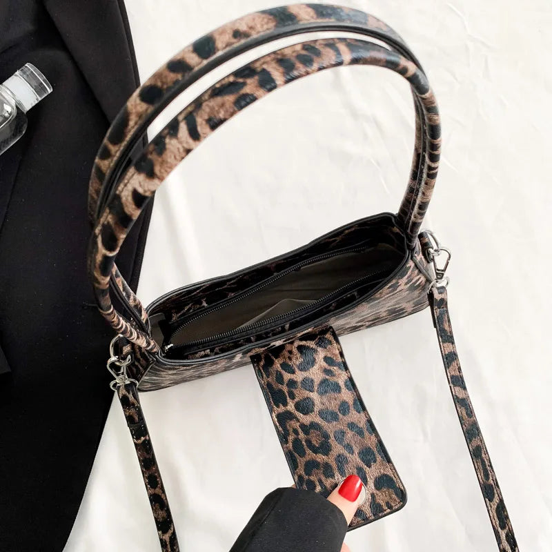 Sac d'aisselles à la française avec imprimé léopard