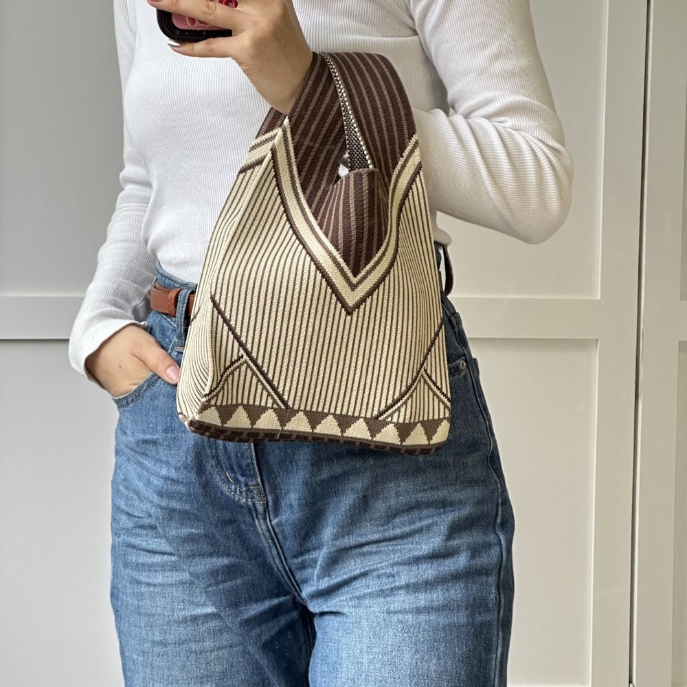 Sac tricoté - V