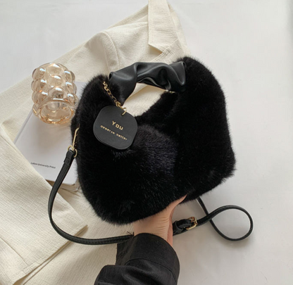 Sac à main Fluffy | Ce sac vous donne envie de le serrer dans vos bras