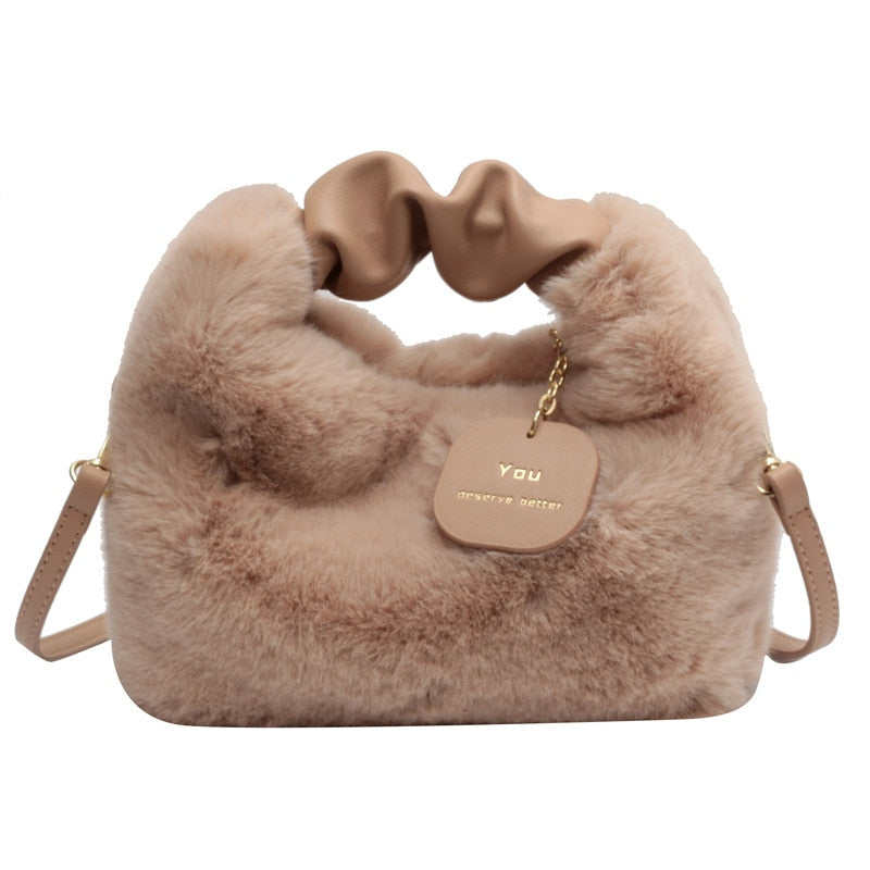 Sac à main Fluffy | Ce sac vous donne envie de le serrer dans vos bras