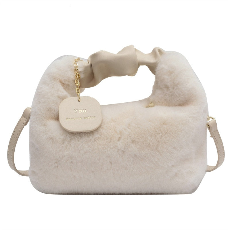 Sac à main Fluffy | Ce sac vous donne envie de le serrer dans vos bras