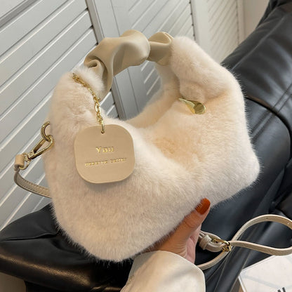 Sac à main Fluffy | Ce sac vous donne envie de le serrer dans vos bras