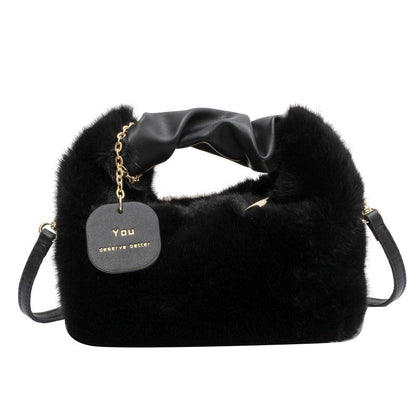 Sac à main Fluffy | Ce sac vous donne envie de le serrer dans vos bras