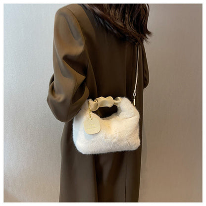 Sac à main Fluffy | Ce sac vous donne envie de le serrer dans vos bras