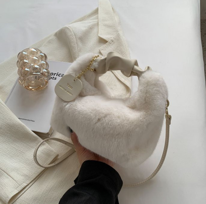 Sac à main Fluffy | Ce sac vous donne envie de le serrer dans vos bras