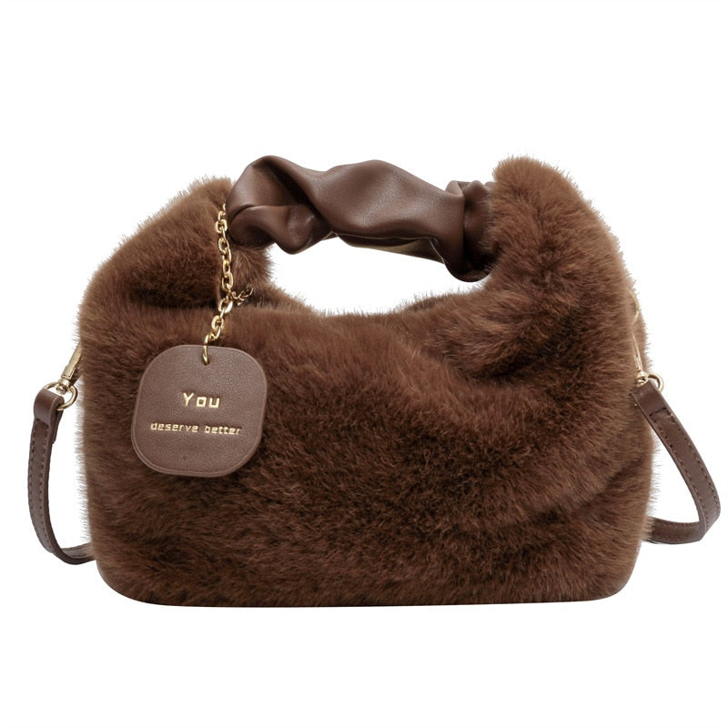 Sac à main Fluffy | Ce sac vous donne envie de le serrer dans vos bras