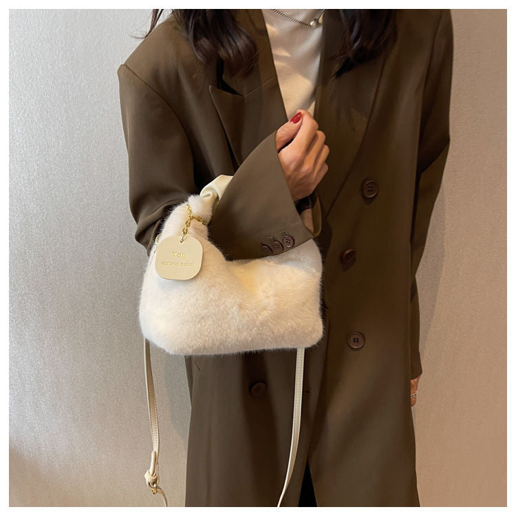 Sac à main Fluffy | Ce sac vous donne envie de le serrer dans vos bras