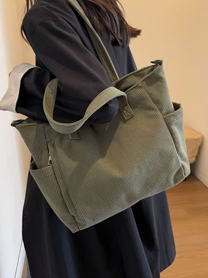 Tessa | Sac à bandoulière carré en velours côtelé