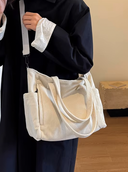 Tessa | Sac à bandoulière carré en velours côtelé