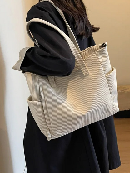Tessa | Sac à bandoulière carré en velours côtelé